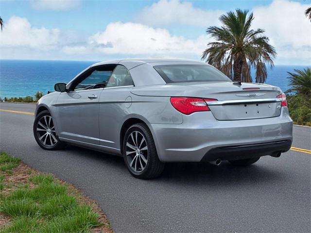 used 2014 Chrysler 200 car, priced at $13,999