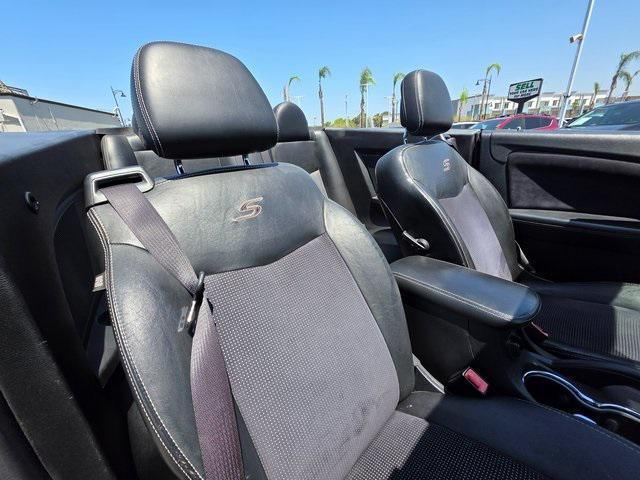 used 2014 Chrysler 200 car, priced at $13,999