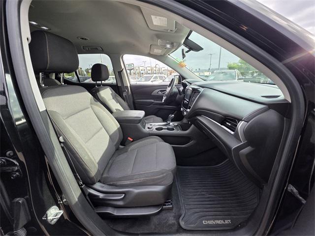 used 2018 Chevrolet Traverse car, priced at $18,990