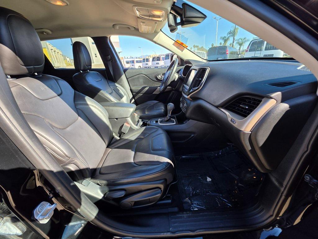 used 2018 Jeep Cherokee car, priced at $15,999