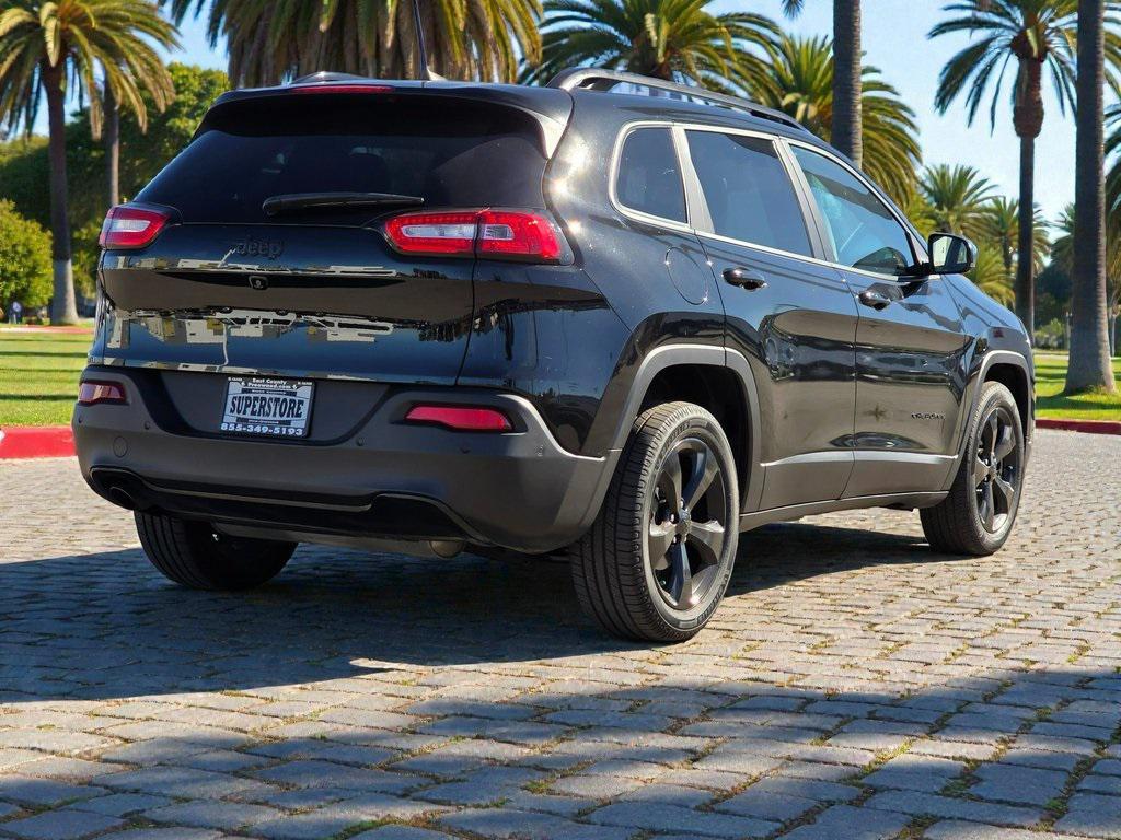used 2018 Jeep Cherokee car, priced at $15,999