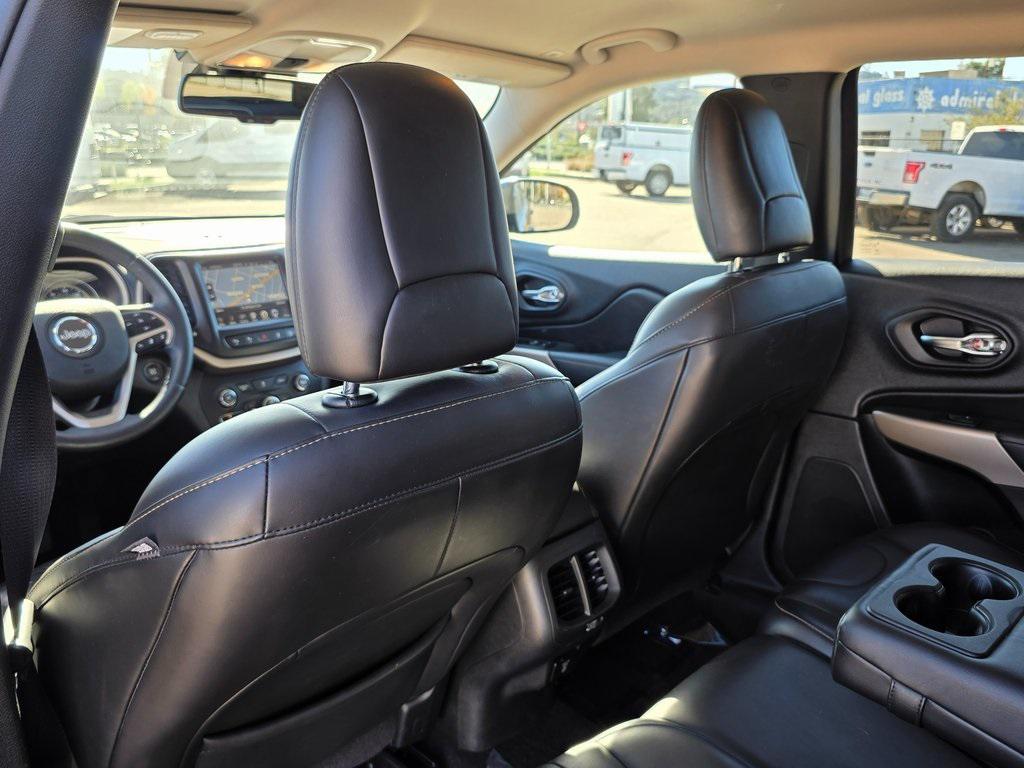 used 2018 Jeep Cherokee car, priced at $15,999