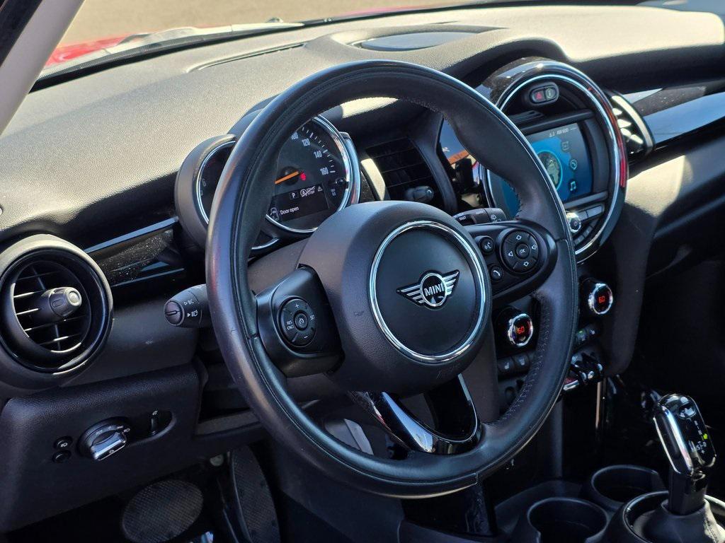 used 2021 MINI Hardtop car, priced at $17,995