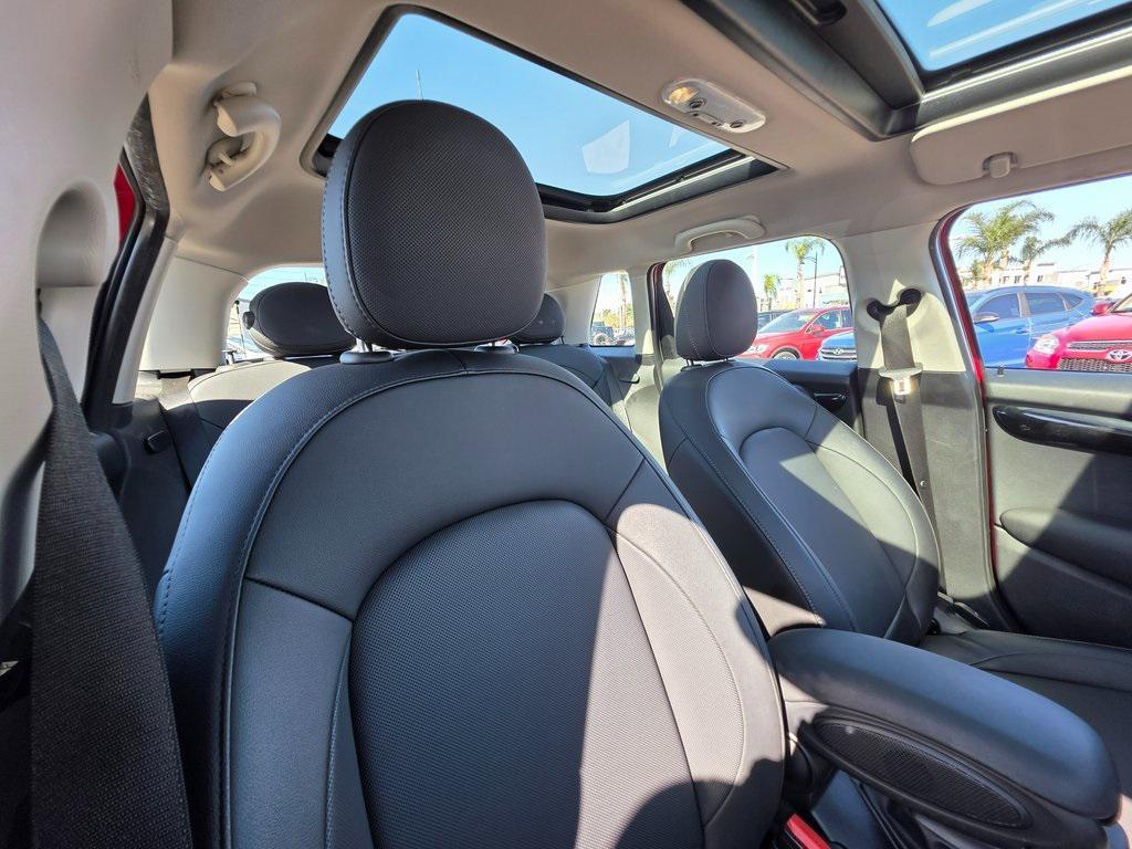 used 2021 MINI Hardtop car, priced at $17,995