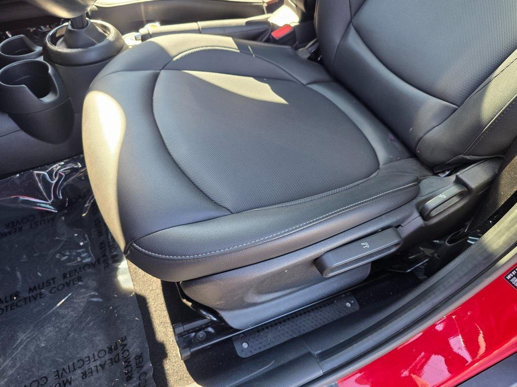 used 2021 MINI Hardtop car, priced at $17,995