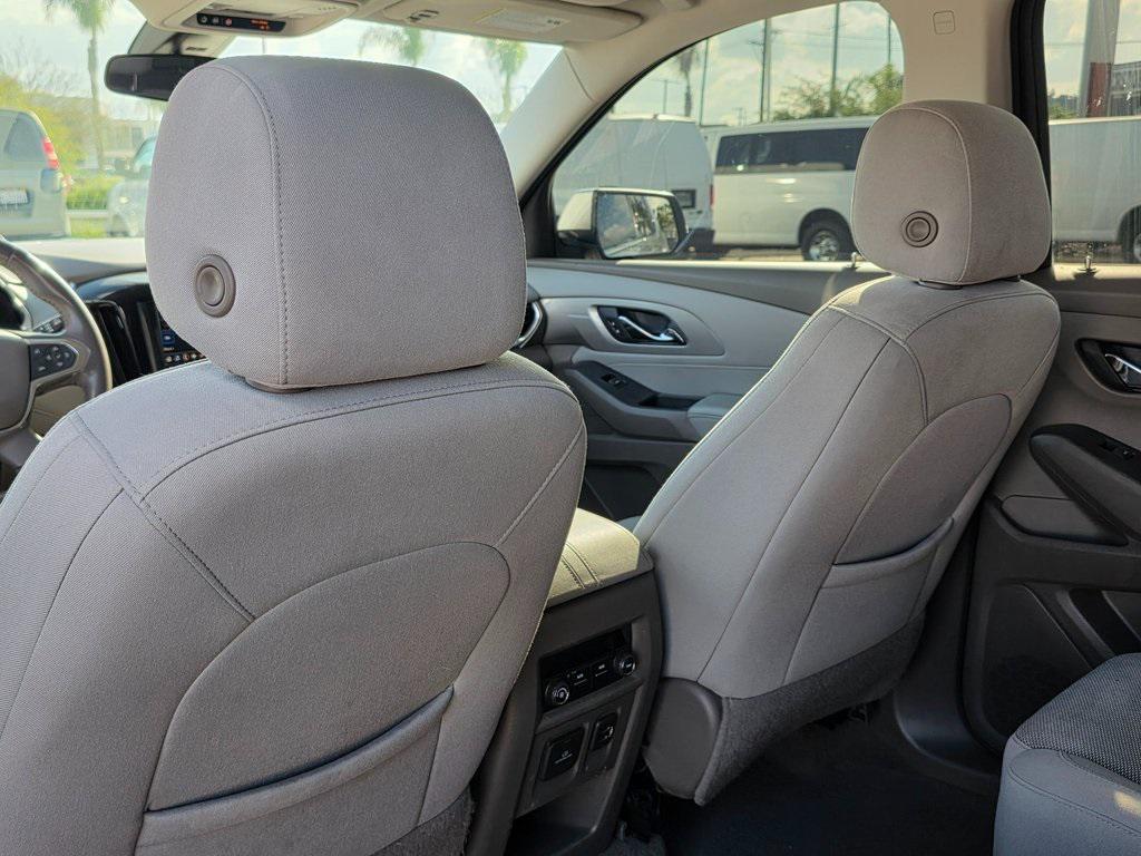 used 2021 Chevrolet Traverse car