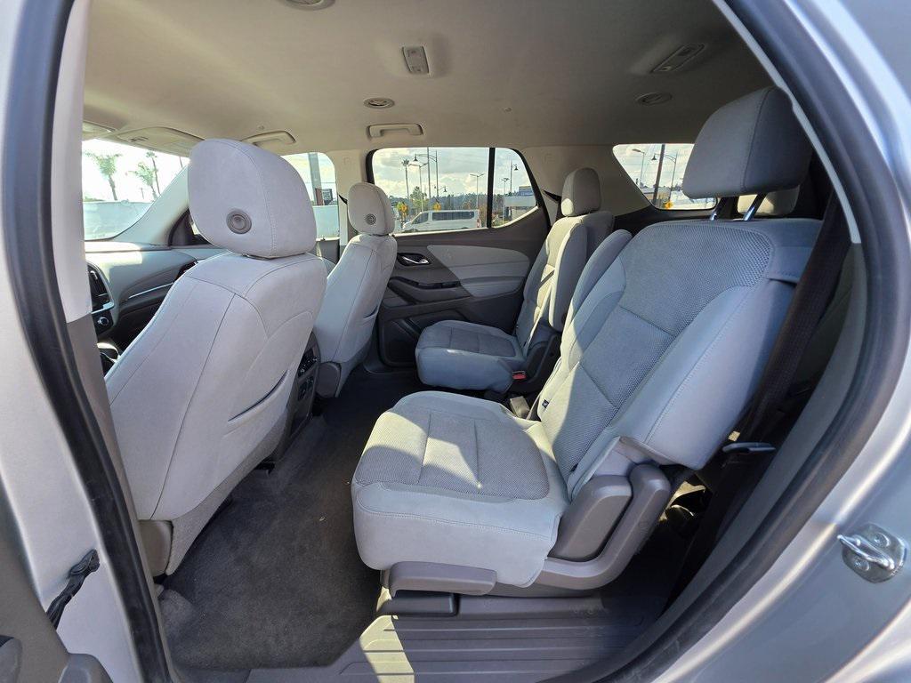 used 2021 Chevrolet Traverse car