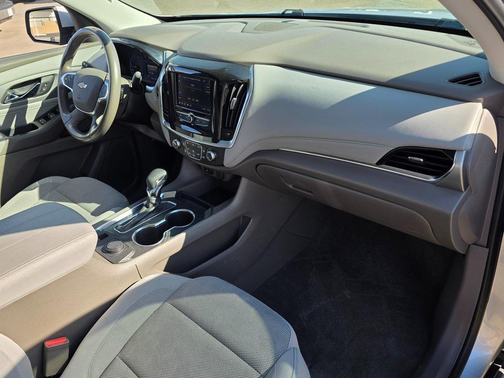 used 2021 Chevrolet Traverse car