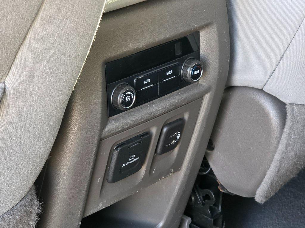 used 2021 Chevrolet Traverse car