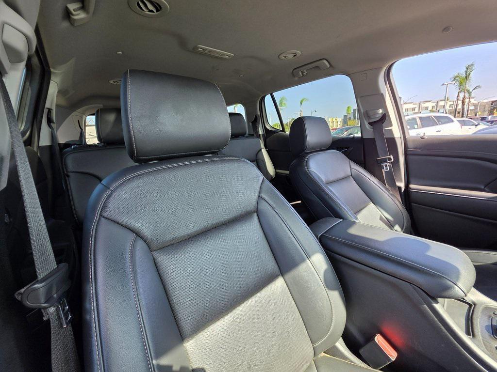 used 2023 GMC Acadia car, priced at $25,999