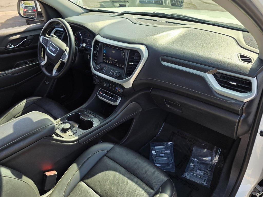 used 2023 GMC Acadia car, priced at $25,999