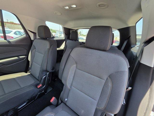 used 2021 Chevrolet Traverse car, priced at $27,995