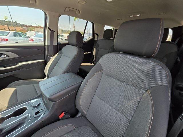 used 2021 Chevrolet Traverse car, priced at $27,995