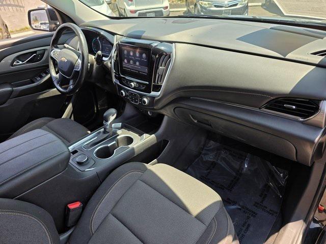 used 2021 Chevrolet Traverse car, priced at $27,995