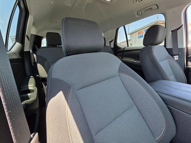 used 2021 Chevrolet Traverse car, priced at $27,995