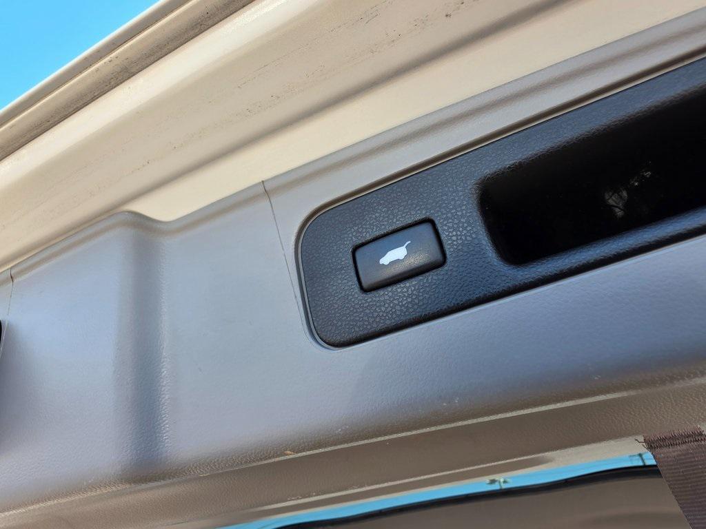 used 2015 Honda Pilot car, priced at $19,999