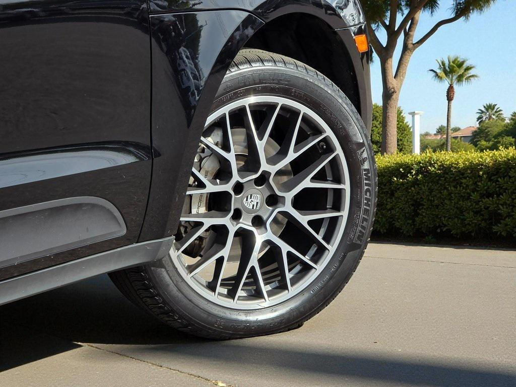 used 2016 Porsche Macan car, priced at $19,888