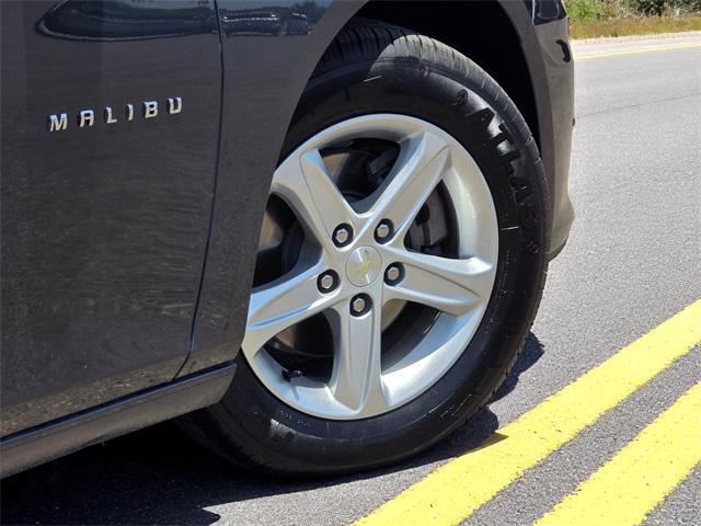 used 2020 Chevrolet Malibu car, priced at $15,995