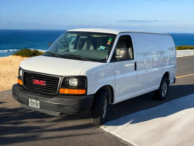 used 2005 GMC Savana 1500 car, priced at $15,999