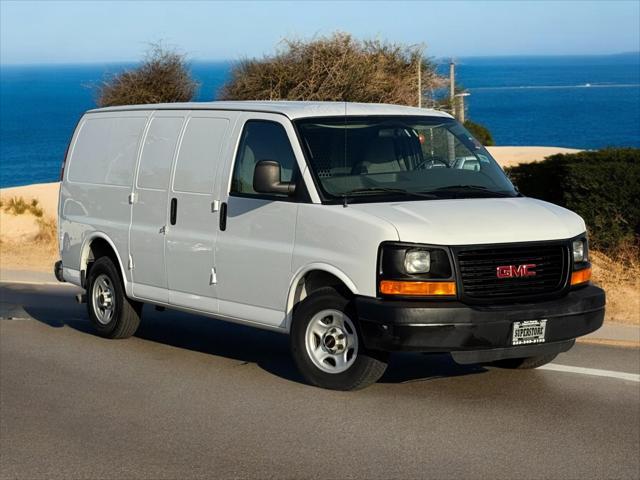 used 2005 GMC Savana 1500 car, priced at $15,999