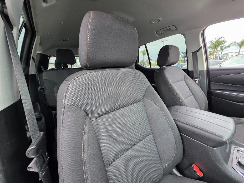 used 2020 Chevrolet Traverse car, priced at $18,995