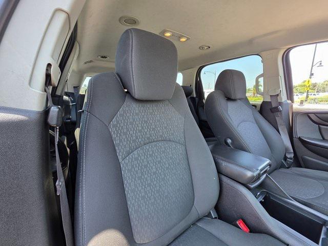 used 2014 GMC Acadia car, priced at $9,995