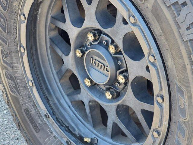 used 2011 Ford Expedition EL car, priced at $8,888