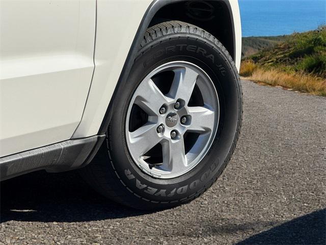 used 2012 Jeep Grand Cherokee car, priced at $11,995