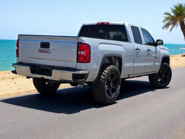 used 2018 GMC Sierra 1500 car, priced at $28,999