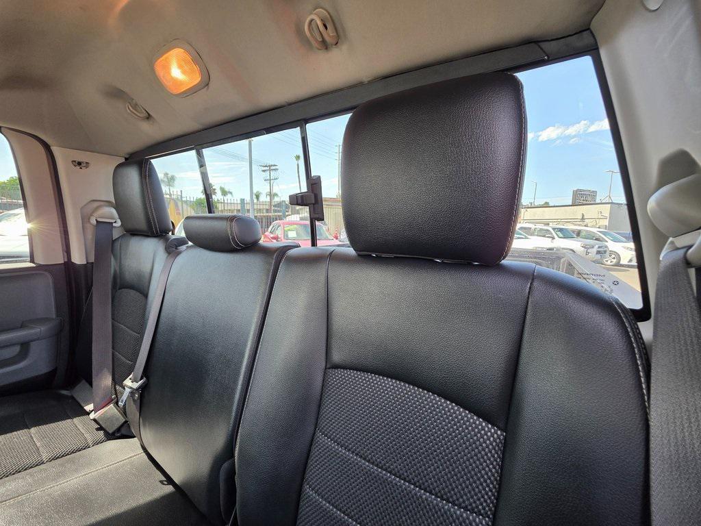used 2019 Ram 1500 Classic car, priced at $27,999