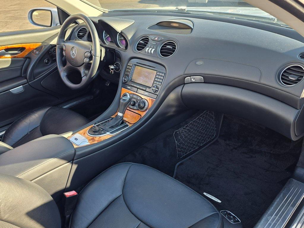 used 2007 Mercedes-Benz SL-Class car, priced at $15,888