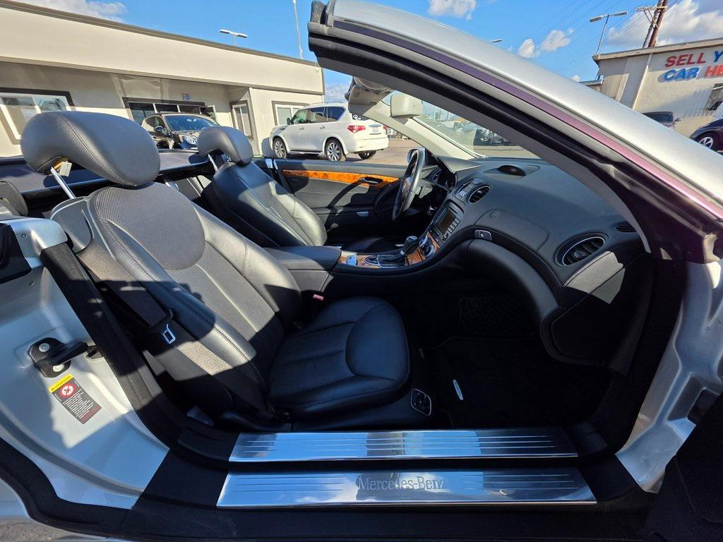 used 2007 Mercedes-Benz SL-Class car, priced at $15,888