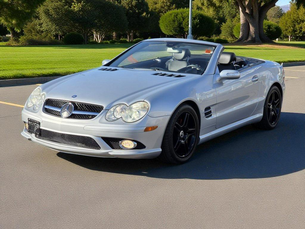 used 2007 Mercedes-Benz SL-Class car, priced at $15,888