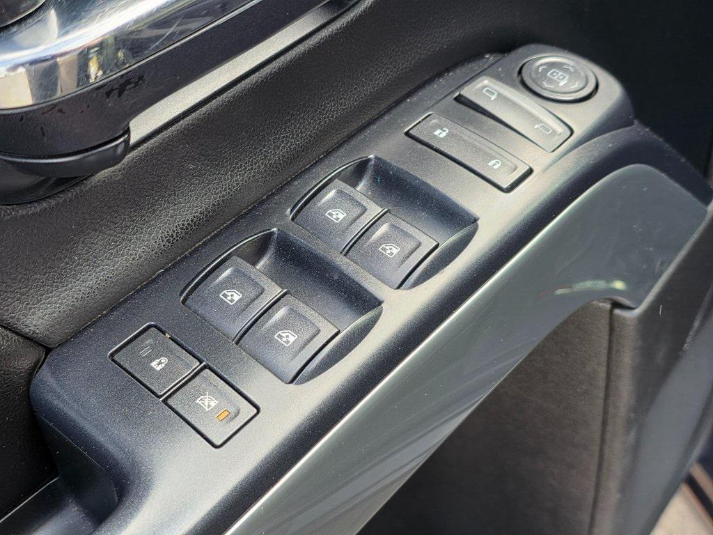 used 2014 Chevrolet Silverado 1500 car, priced at $24,999