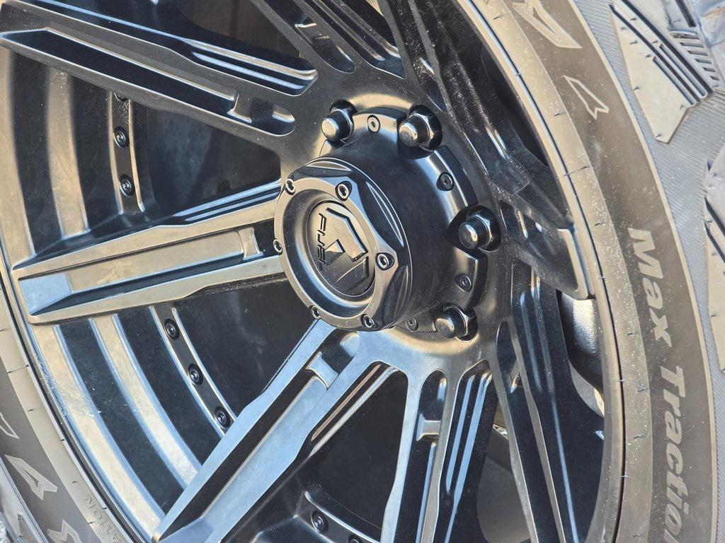 used 2019 Chevrolet Silverado 1500 car, priced at $33,999