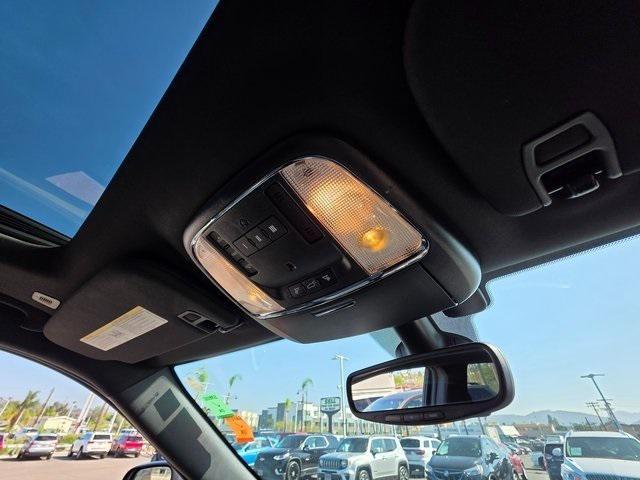 used 2017 Jeep Grand Cherokee car, priced at $19,995
