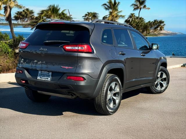 used 2015 Jeep Cherokee car, priced at $15,888