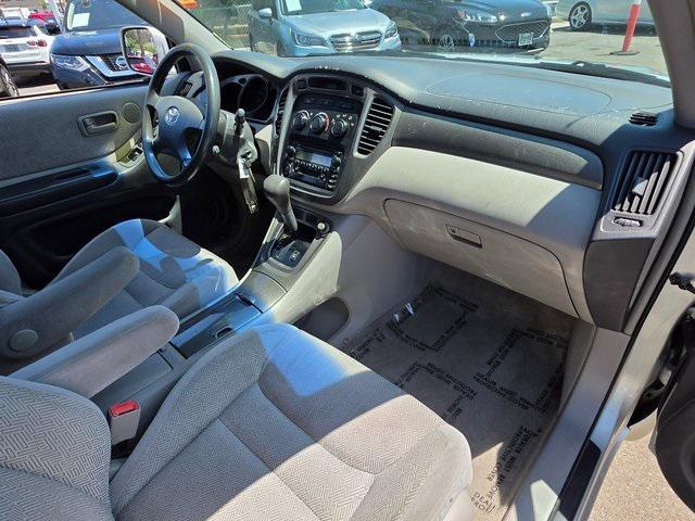 used 2003 Toyota Highlander car, priced at $6,995