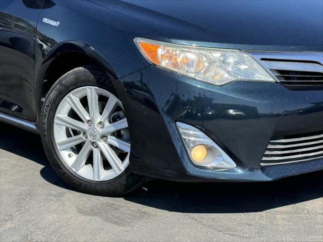 used 2014 Toyota Camry Hybrid car, priced at $9,999