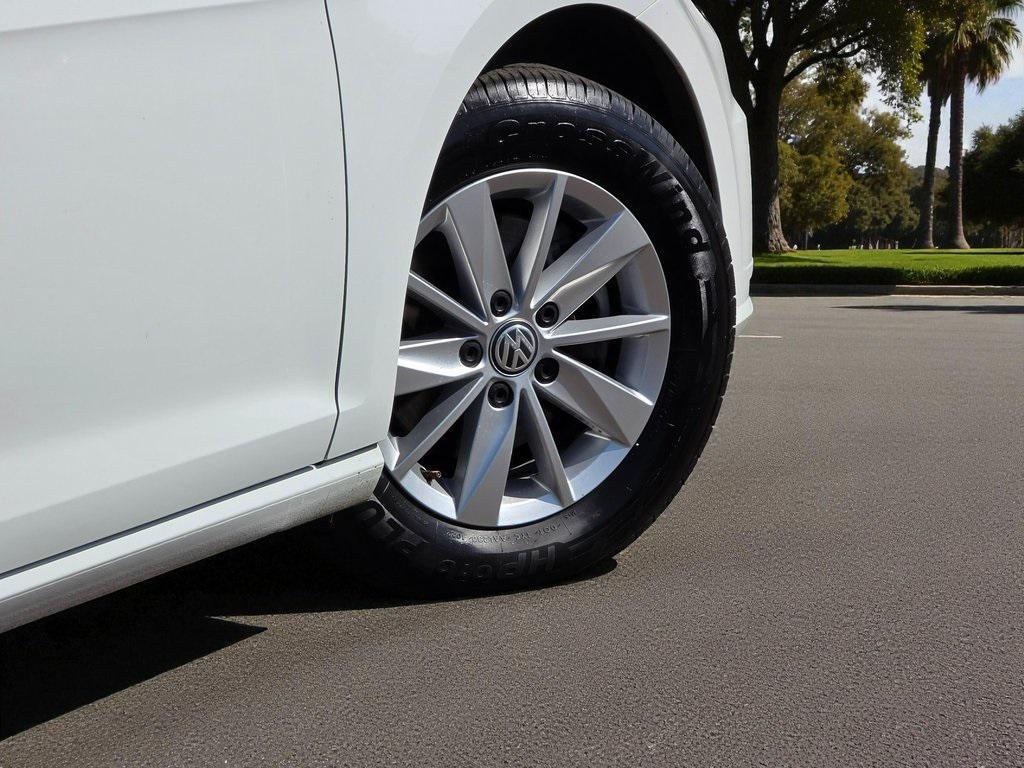 used 2019 Volkswagen Golf SportWagen car, priced at $16,995