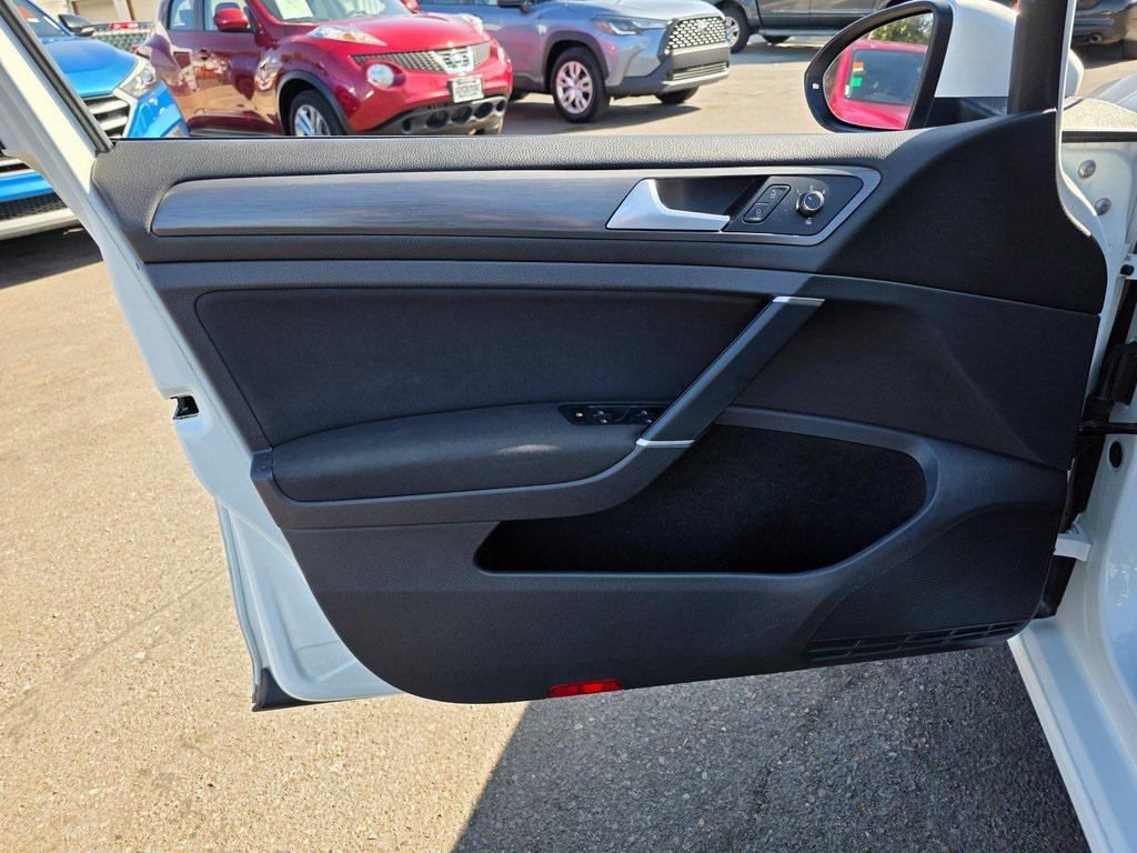 used 2019 Volkswagen Golf SportWagen car, priced at $16,995