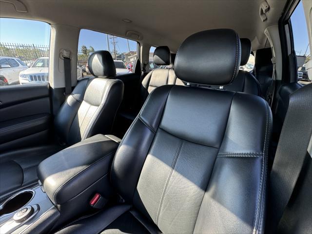 used 2020 Nissan Pathfinder car, priced at $23,999