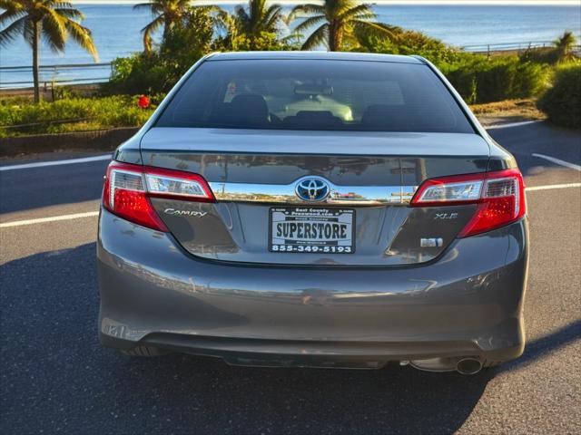 used 2014 Toyota Camry Hybrid car