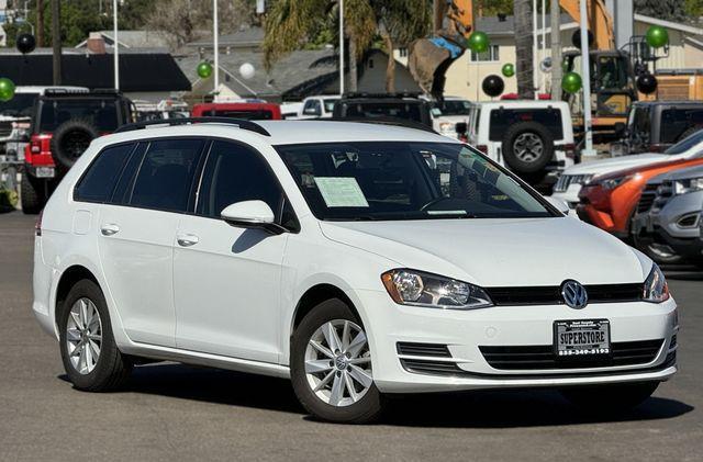 used 2015 Volkswagen Golf SportWagen car, priced at $15,724