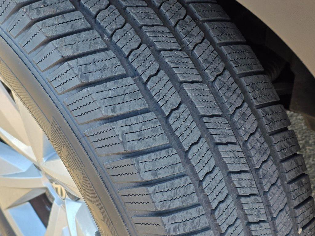 used 2018 Volkswagen Atlas car, priced at $17,997