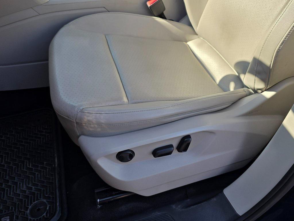 used 2018 Volkswagen Atlas car, priced at $17,997