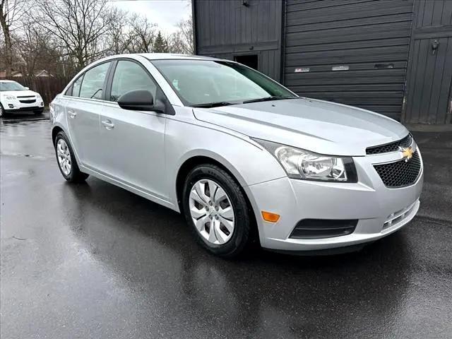 used 2012 Chevrolet Cruze car, priced at $10,900