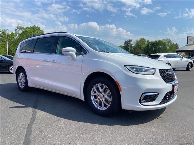 used 2022 Chrysler Pacifica car, priced at $26,900