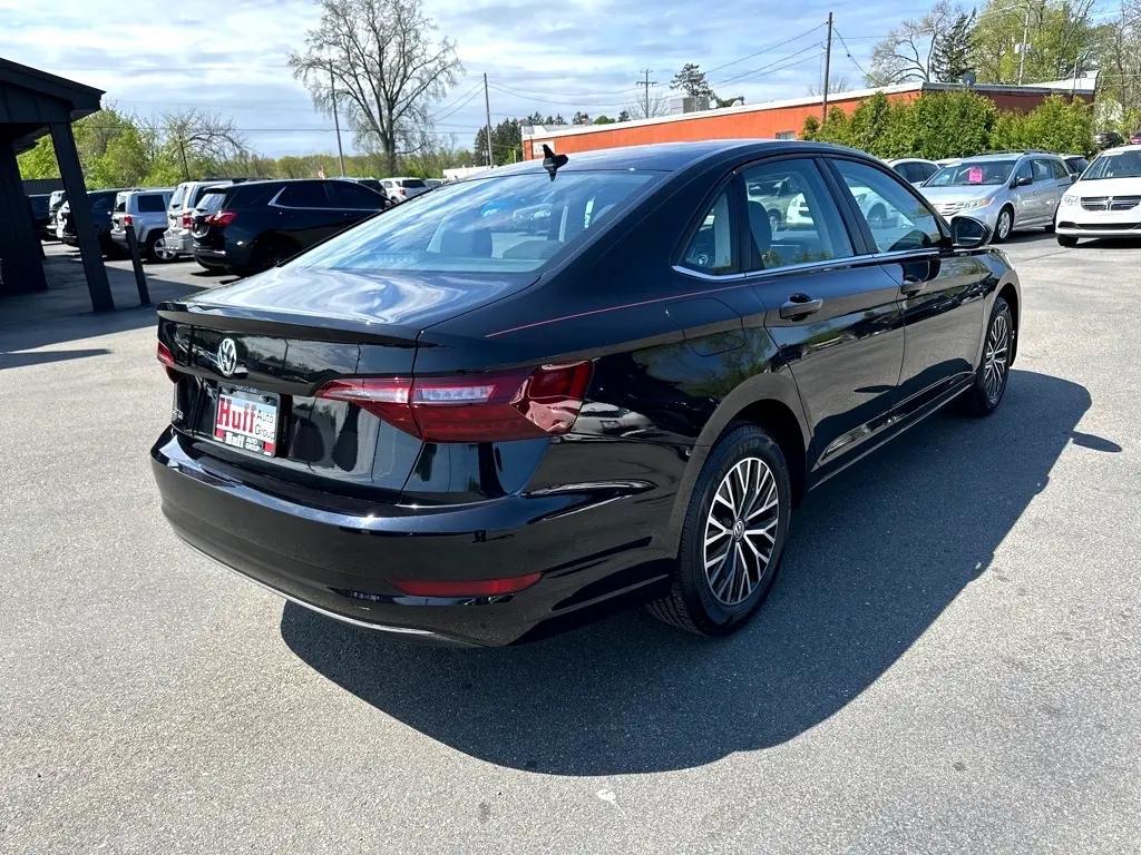used 2021 Volkswagen Jetta car, priced at $13,900