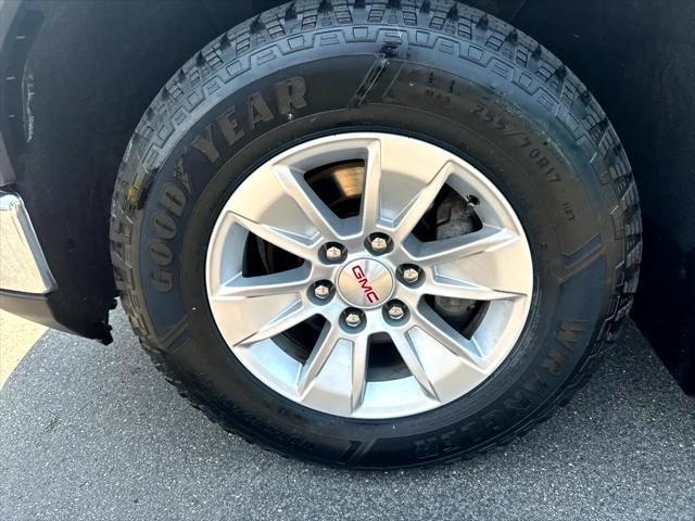 used 2022 GMC Sierra 1500 car, priced at $28,900